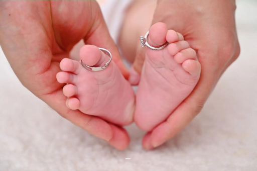 梅州几个月宝宝可以枕枕头